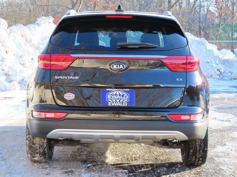 Certified 2019 Kia Sportage EX w/ EX Sport Appearance Package image 13