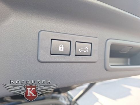 New 2025 Subaru Forester Touring image 6