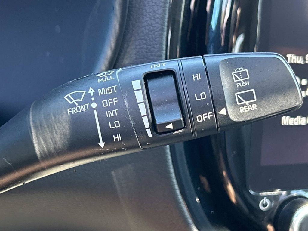 Used 2024 Kia Soul EX FWD image 32