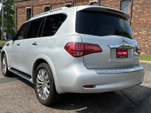 Used 2016 INFINITI QX80 4WD w/ Deluxe Technology Package image 9