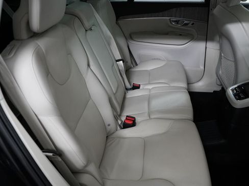 Used 2024 Volvo XC90 T8 Plus AWD/4WD image 30