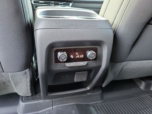 New 2025 Chevrolet Traverse LT w/ Enhanced Driving Package image 20