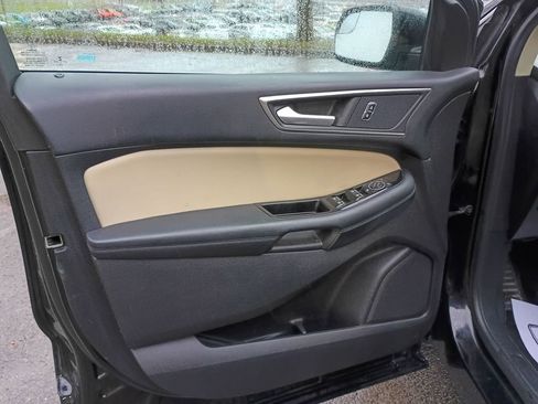 Used 2017 Ford Edge SEL w/ Equipment Group 201A image 10