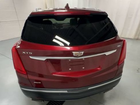 Used 2018 Cadillac XT5 Luxury w/ Driver Awareness Package AWD/4WD image 7