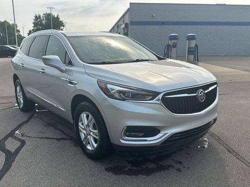 Used 2019 Buick Enclave Essence FWD image 7