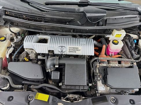 Used 2011 Toyota Prius Two image 10