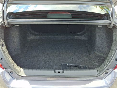 Used 2018 Honda Civic EX image 29