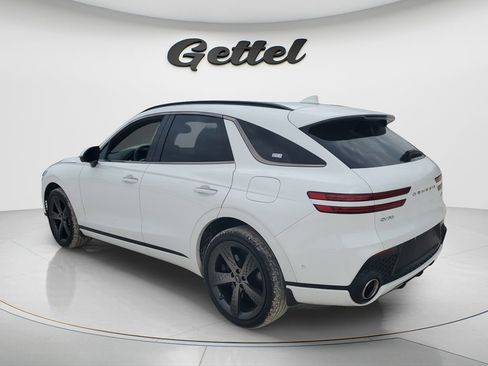 Used 2025 Genesis GV70 3.5T Sport w/ Sport Advanced Package AWD/4WD image 7