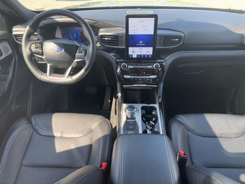 Used 2024 Ford Explorer ST w/ Equipment Group 401A AWD/4WD image 16