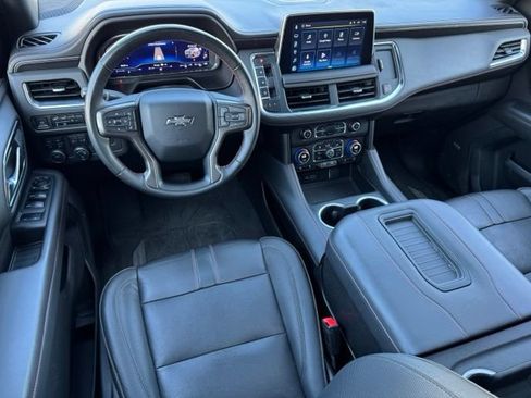 Used 2023 Chevrolet Suburban RST w/ Luxury Package AWD/4WD image 14