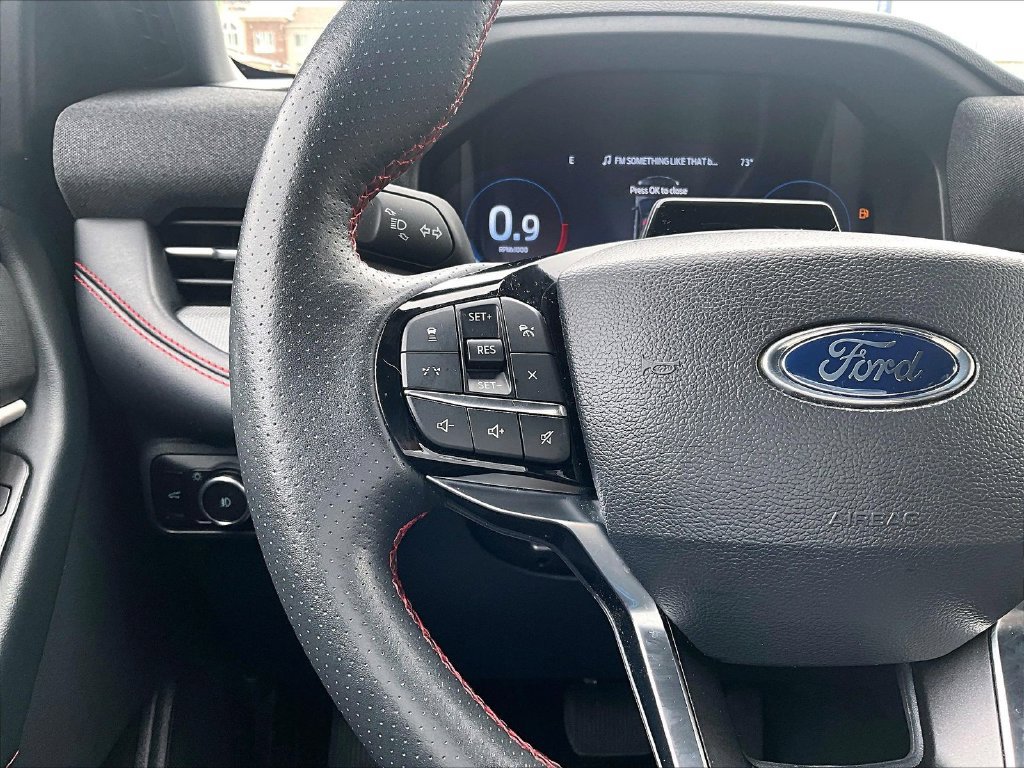 Used 2025 Ford Explorer ST-Line AWD/4WD image 14