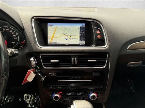 Used 2013 Audi Q5 2.0T Premium Plus AWD/4WD image 9