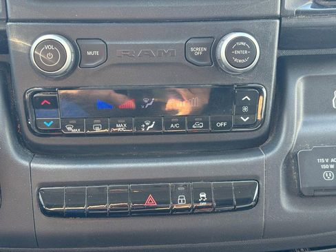 Used 2023 RAM ProMaster 2500 w/ Convenience Group image 22