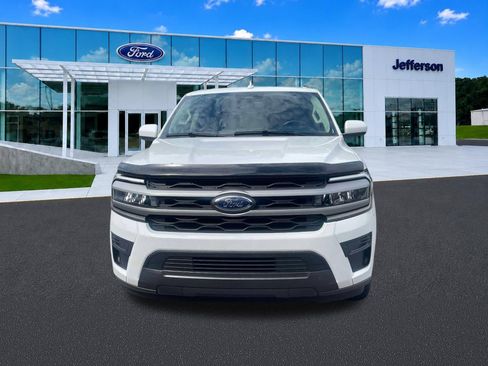 Used 2022 Ford Expedition XLT RWD image 2