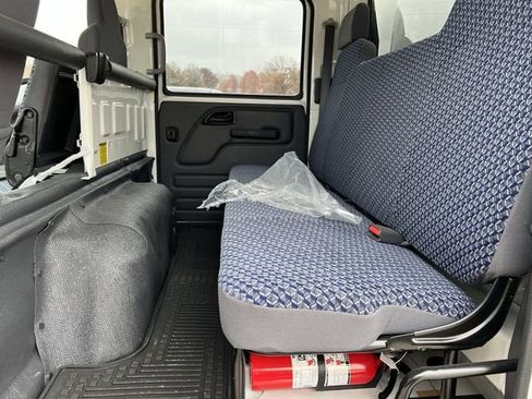 New 2024 Chevrolet Low Cab Forward image 23