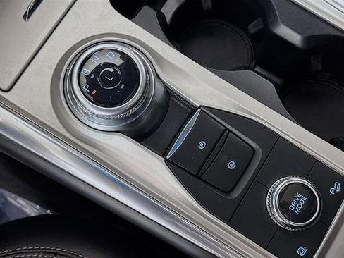 Used 2023 Ford Explorer XLT w/ Equipment Group 202A image 17