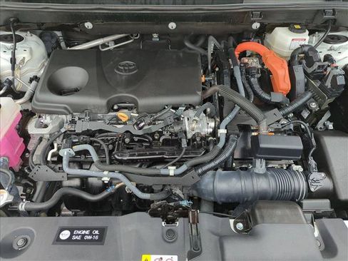 Certified 2022 Toyota RAV4 XLE Premium AWD/4WD image 23