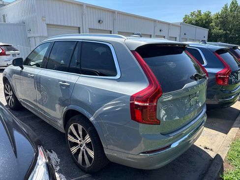 Used 2024 Volvo XC90 B6 Plus w/ Protection Package Premier AWD/4WD image 4