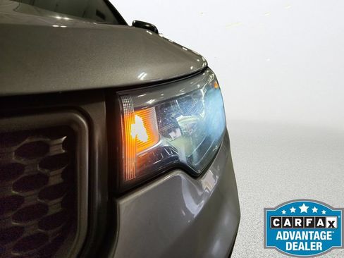 Used 2023 Jeep Compass Trailhawk AWD/4WD image 32