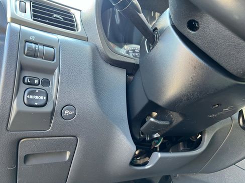 Used 2008 Subaru Impreza 2.5i w/ Popular Equipment Group 3B image 32