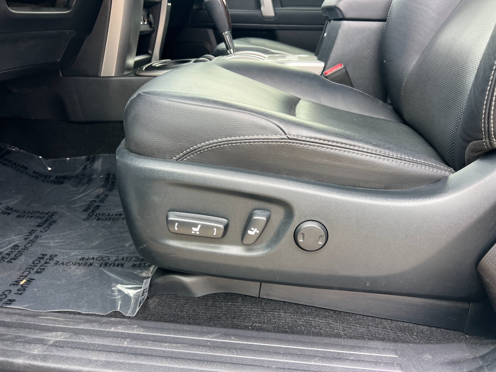 Used 2023 Toyota 4Runner Limited RWD image 13