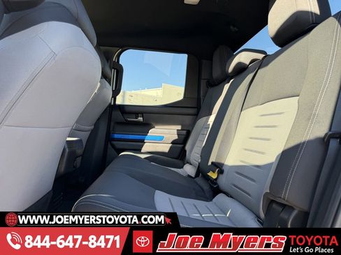 Used 2024 Toyota Tacoma TRD Sport image 28