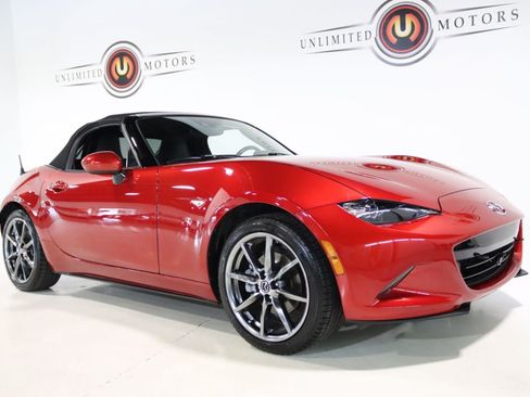 Used 2016 MAZDA MX-5 Miata Grand Touring RWD image 32