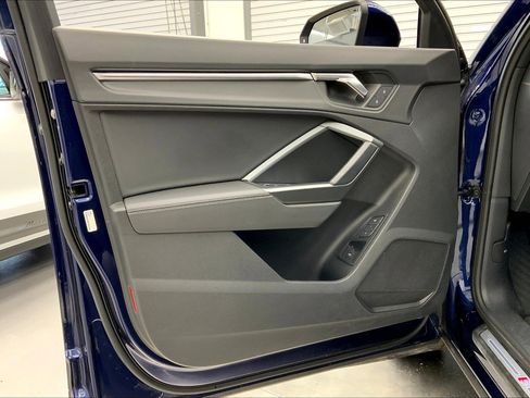 Used 2022 Audi Q3 2.0T Premium Plus w/ Premium Plus Package image 25