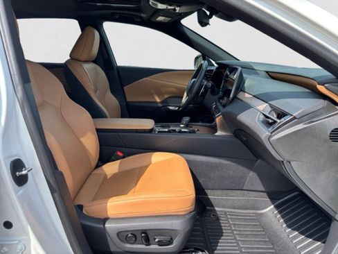 Used 2024 Lexus RX 350 Premium Plus image 19