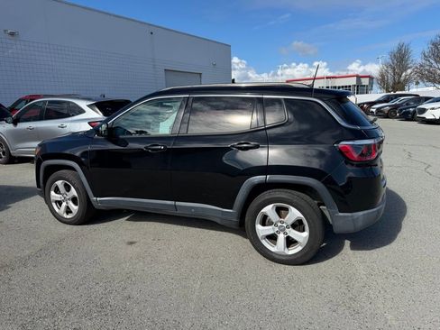 Used 2018 Jeep Compass Latitude w/ Popular Equipment Group image 2