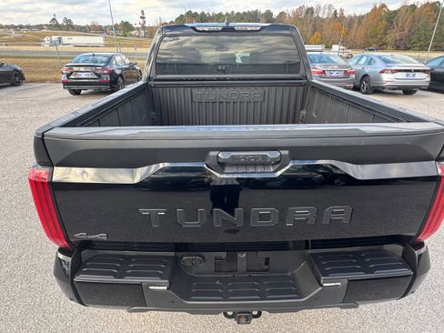 Used 2024 Toyota Tundra SR5 w/ SR5 Convenience Package AWD/4WD image 6
