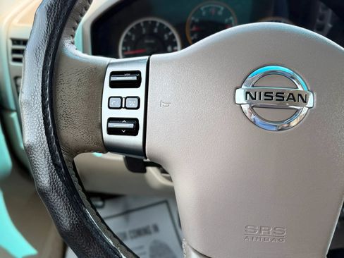Used 2008 Nissan Titan SE AWD/4WD image 12