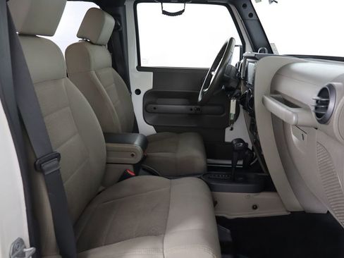 Used 2008 Jeep Wrangler Unlimited Rubicon w/ PWR Convenience Group image 14