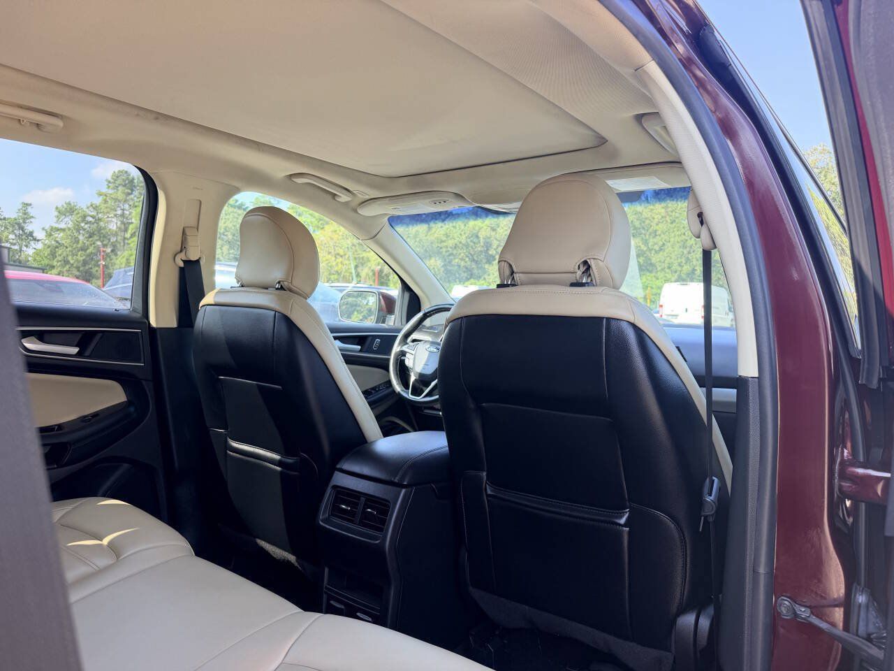 Used 2019 Ford Edge SEL w/ Equipment Group 201A AWD/4WD image 19