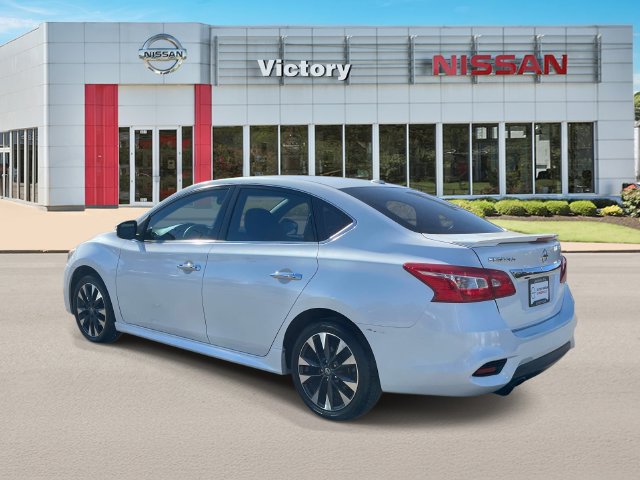 Used 2016 Nissan Sentra SR w/ SR Premium Package FWD image 6