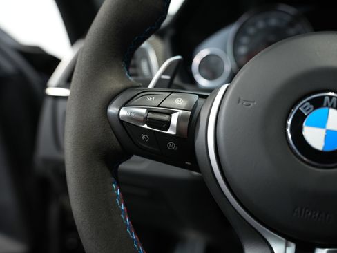 Used 2018 BMW M3 Coupe w/ Competition Package image 44