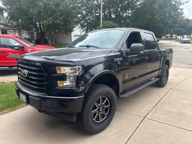 Used 2017 Ford F150 XLT w/ Equipment Group 302A Luxury AWD/4WD image 2