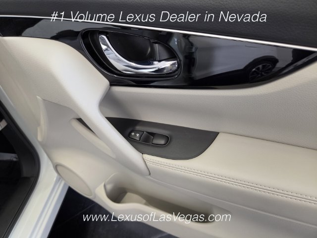 Used 2019 Nissan Rogue Sport SL w/ Premium Package AWD/4WD image 25