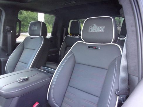 Used 2024 GMC Sierra 1500 AT4X w/ AT4X AEV Edition image 66