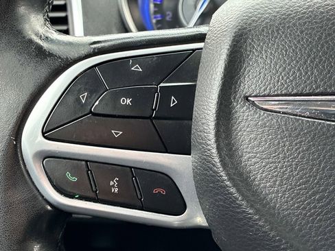 Used 2019 Chrysler 300 Touring w/ Quick Order Package 2EF image 22