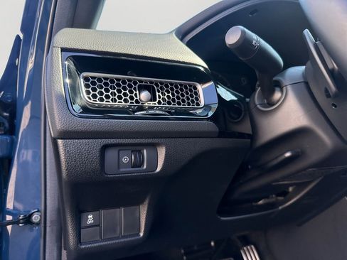 Certified 2025 Honda Civic Sport image 16