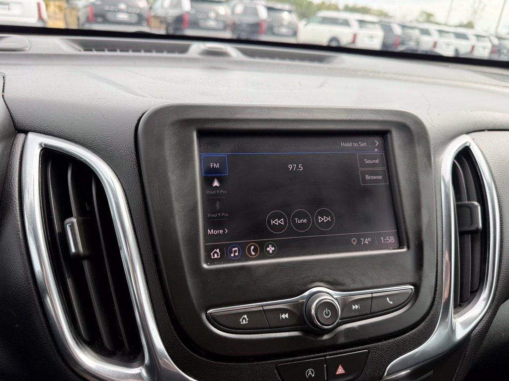Used 2023 Chevrolet Equinox LT FWD image 16