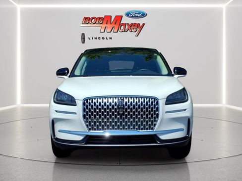 Used 2023 Lincoln Corsair AWD w/ Equipment Group 101A image 2
