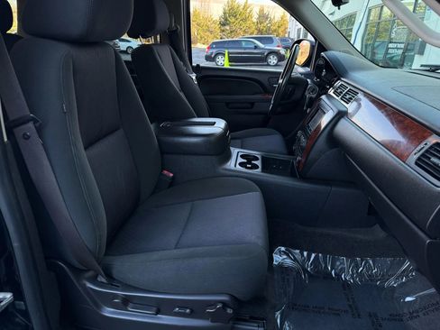 Used 2012 Chevrolet Tahoe LS image 18