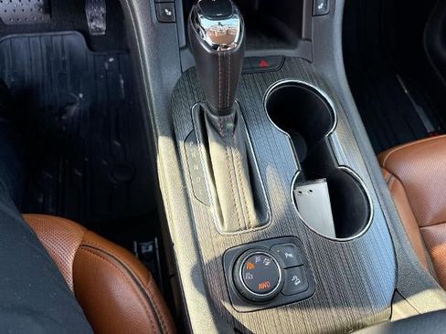 Certified 2019 GMC Acadia SLT image 16