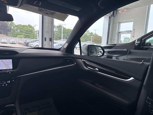 Certified 2023 Cadillac XT5 Premium Luxury AWD/4WD image 34