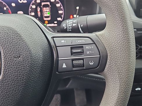 Certified 2023 Honda Accord EX image 22