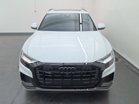 Used 2023 Audi Q8 Prestige AWD/4WD image 9