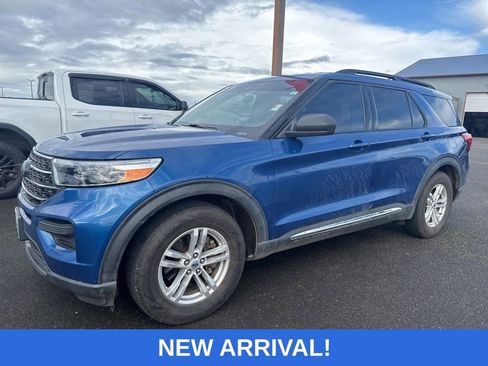 Used 2022 Ford Explorer XLT image 1