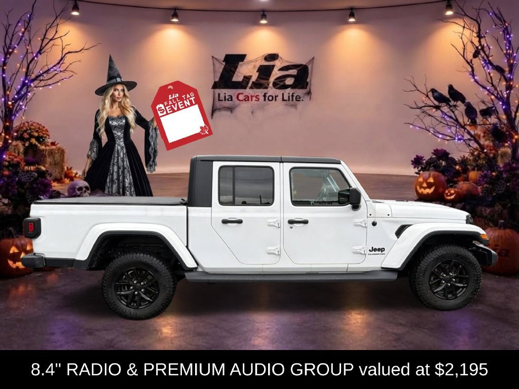 Certified 2022 Jeep Gladiator Sport AWD/4WD image 2